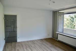 Gemütliche Wohnung (3 ZKBB) im Stadtteil Ko-Karthause inkl. Einbauküche, Balkon und Tiefgarage – Eisenacher Straße 4, 56075 Karthause Flugfeld, Koblenz – Vorschaubild 6