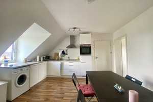 Cozy 2-Room Furnished | Gemütliche 2-Zimmer-Wohnung Pempelfort – central & möbliert & connected – Düsseldorf – Vorschaubild 4