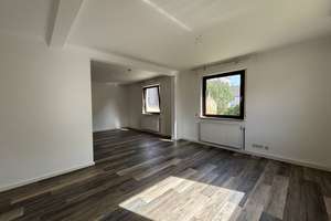 Charmantes Einfamilienhaus mit Garten, Terrasse und Stellplatz in Kernen im Remstal – Die vollständige Adresse der Immobilie erhältst du vom Anbieter., 71394 Kernen im Remstal – Vorschaubild 7