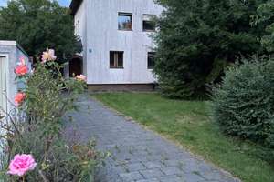  1-Zimmer-Wohnung mit Garten in München-Moosach