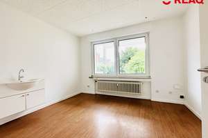 Erstbezug ! Hervorragende 4er WG Wohnung mitten in der Innenstadt! Balkon & Aufzug. – Heinrichsallee 22-24, 52062 Kaiserplatz, Aachen – Vorschaubild 3
