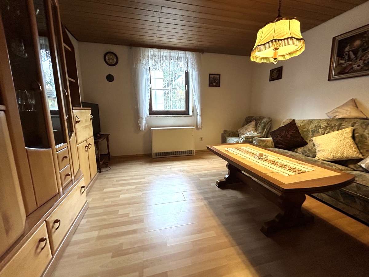 Immobilie in Stutensee - Gemütliches Einfamilienhaus mit Potential in Stutensee-Staffort - Bild 3