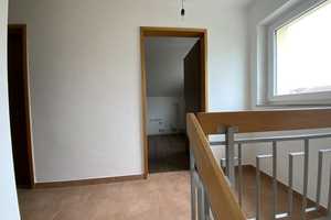 Gepflegtes Einfamilienhaus mit überdachter Terrasse und Garten – Ludwigsburg (Kreis) – Vorschaubild 20