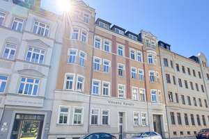 Gemütliche 3-Zimmer-Wohnung mit Balkon in Chemnitz-Bernsdorf - jetzt zum Verkauf! – Lutherstraße 67, 9126 Bernsdorf, Chemnitz – Vorschaubild 2