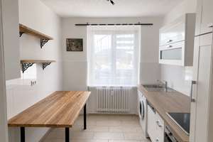 Stadtmitte: 2-Zimmer beim Wehrhahn, neue Heizung & Elektrik
