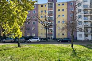 Bezugsfreie 2-Zimmer-Wohnung mit viel Potenzial in gefragter Lage von Berlin-Schöneberg – Die vollständige Adresse der Immobilie erhältst du vom Anbieter., 10789 Schöneberg, Berlin – Vorschaubild 2