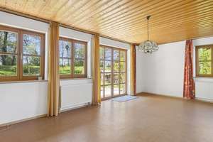 Umgeben von einem Biotop: Einfamilienhaus mit Einliegerwohnung in ruhiger und zentrale Lage – Die vollständige Adresse der Immobilie erhältst du vom Anbieter., 85051 Südwest, Ingolstadt – Vorschaubild 8