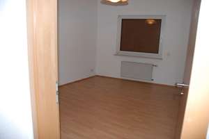 Vermietung 2 Zimmerwohnung Parterre, 60 qm , 700,00 €  Kaltmiete – Hauptstrasse 148, 55246 Mainz-Kostheim, Wiesbaden – Vorschaubild 4