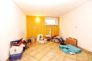 Roßtal-S-Bahn Nähe: Einfamilienhaus mit PV, Solar, Doppelgarage und Traumblick auf Felder und Wiesen – Die vollständige Adresse der Immobilie erhältst du vom Anbieter., 90574 Roßtal – Vorschaubild 20
