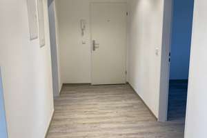 Super schöne 3-ZW,  Penthouse mit Skylineblick, moderne  Einbauküche, umlaufender Balkon – 65936 Sossenheim, Frankfurt am Main – Vorschaubild 15