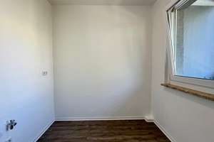 2-Zimmerwohnung mit Balkon und Aufzug! – Finsterwalder Str. 27, 1239 Prohlis-Süd, Dresden – Vorschaubild 5