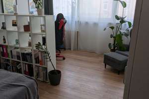 Geschmackvolle Altbauwohnung mit zwei Räumen und Einbauküche in Ulm – Ensingerstraße 33/1, 89073 Mitte, Ulm – Vorschaubild 7