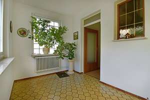 2-Fam.-DHH auf attraktivem Grundstück in ruhiger Lage von Kassel-Fasanenhof – 34125 Fasanenhof, Kassel – Vorschaubild 2