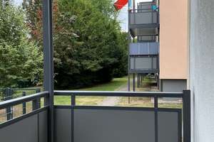 Praktische 2-Raum-Wohnung mit großem Balkon! Bezugsfertig renoviert! – Bochumer Landstr. 250, 45276 Freisenbruch, Essen – Vorschaubild 5