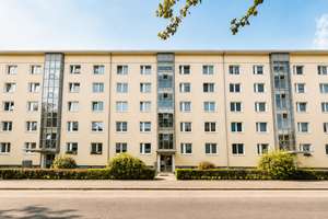 Kapitalanlage in grüner Dresdner Lage nahe der Elbe! 2-Zimmer-Wohnung zu verkaufen!