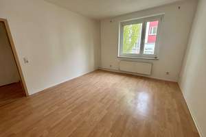 Frisch renovierte 2-Zimmer Wohnung mit Balkon ! – 39122 Fermersleben, Magdeburg – Vorschaubild 3