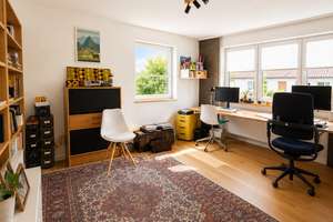 Schöne, lichtdurchflutete, moderne 4-Zimmer-Wohnung in der Gartenstadt Trudering – Die vollständige Adresse der Immobilie erhältst du vom Anbieter., 81827 Waldtrudering, München – Vorschaubild 5