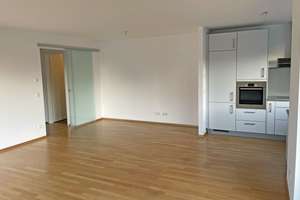 Drei -Zimmer-Wohnung mit Südwestbalkon, hell und ruhig, in Landshut-Schönbrunn – Die vollständige Adresse der Immobilie erhältst du vom Anbieter., 84036 Schönbrunn, Landshut – Vorschaubild 5
