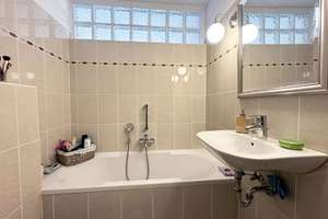Flachdach-Bungalow mit Garten und Garage in Topwohnlage – Familiengerecht, gepflegt, ausbaufähig – Die vollständige Adresse der Immobilie erhältst du vom Anbieter., 63128 Dietzenbach – Vorschaubild 9