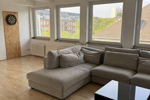 Großzügige, helle ca. 170qm:  5 Zimmer Wohnung mit Balkon, 4.OG, Aufzug in Rüttenscheid