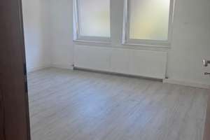 Zentrale 3-Zimmer Wohnung mit Balkon und Garage – 92507 Nabburg – Vorschaubild 6