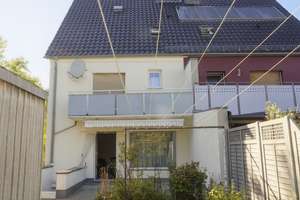 Familienfreundliche Doppelhaushälfte in bester Lage von Bielefeld-Mitte – Die vollständige Adresse der Immobilie erhältst du vom Anbieter., 33609 Mitte, Bielefeld – Vorschaubild 2