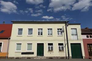 Top Dachgeschoss, Zweitezug n. Sanierung,moderne und schöne Ausstattung,Laminat,Isolierglasfenster – Unter den Linden 6, 16798 Fürstenberg/Havel – Vorschaubild 36