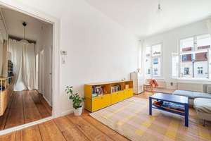 📈 Kapitalanlage in Bestlage von Prenzlauer Berg! – Sonniger 2-Zi.-Stuck-Altbau mit Balkon & Aufzug – 10437 Prenzlauer Berg, Berlin – Vorschaubild 2