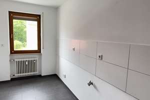 Großzügige 3-Zimmer-Wohnung mit viel Licht und guter Verkehrsanbindung in Nürnberg Schniegling – Herderstraße 36, 90427 Schniegling, Nürnberg – Vorschaubild 7