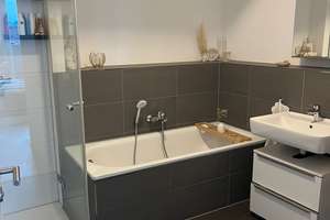 Sonne satt im 5 OG + 10m² Balkon – Schlossplatz 4, 24103 Altstadt, Kiel – Vorschaubild 6