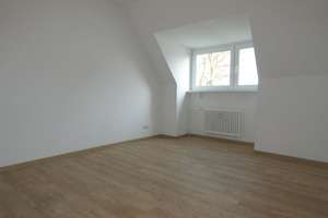 *** Altbauflair in Schlossparknähe! Sanierte DG-Wohnung mit Duschbad! *** – Fürstäbtissinstr. 51, 45355 Borbeck-Mitte, Essen – Vorschaubild 14