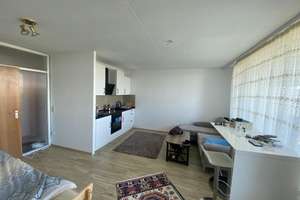 Attraktives 1-Zimmer-Apartment mit Balkon und direktem Rheinblick in Köln-Riehl – 50735 Riehl, Köln – Vorschaubild 2