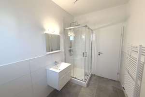 Erstbezug nach Sanierung ! Sanierte 3-Zimmer Wohnung in Top Lage von Mannheim ! – Die vollständige Adresse der Immobilie erhältst du vom Anbieter., 68219 Rheinau, Mannheim – Vorschaubild 2