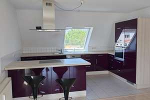 Großzügige Maisonettewohnung mit Fernblick, Balkon und Gartenanteil in Dasing! – Die vollständige Adresse der Immobilie erhältst du vom Anbieter., 86453 Dasing – Vorschaubild 5