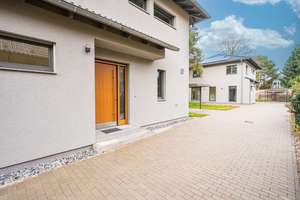 zu Vermieten: 5 Zimmer, Neubau, energieeffizient, wohngesund, provisionsfrei