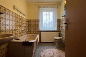 Property thumbnail 12