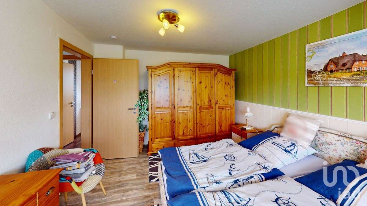 Immobilie in Nordstrand - Charmantes Doppelhaus 2022 vollsaniert,  vielseitig nutzbar und voll unterkellert. - Bild 3