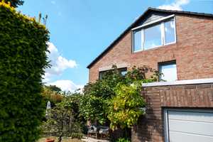 Familienglück in Krefeld-Bockum! Exklusiv saniertes Einfamilien-Endhaus mit Sonnengarten und Garage – Krefeld – Vorschaubild 2