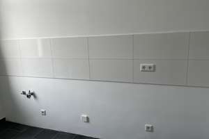 Erstbezug nach Modernisierung: 2-Zimmer Wohnung  mit Stellplatz oder Garage in Bredeney – Bredeneyer Straße 5, 45133 Bredeney, Essen – Vorschaubild 1