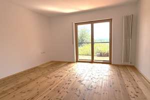 Stilvolles Einfamilienhaus mit großem Naturgarten,  Kamin und hochwertiger Ausstattung – Die vollständige Adresse der Immobilie erhältst du vom Anbieter., 83052 Bruckmühl – Vorschaubild 12