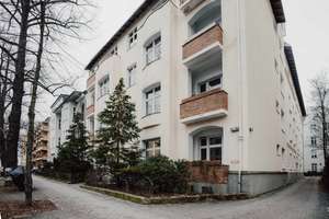 Stilvolle 4-Zimmer-Altbauwohnung mit originalem Fischgrätparkett in Toplage Berlin-Halensee! – Die vollständige Adresse der Immobilie erhältst du vom Anbieter., 14193 Schmargendorf, Berlin – Vorschaubild 26