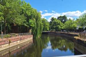 Leineinsel! 2 Zimmer mit Balkon und kleine EBK – Leineinsel 15, 30519 Hannover – Vorschaubild 1