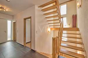 Villa auf großem Grundstück – Darmstadt – Vorschaubild 3