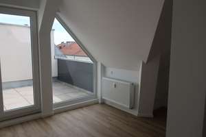 Helle und private 3,5-Zimmer-DG-Wohnung mit großem Balkon – Transvaalstr. 43 43, 13351 Wedding, Berlin – Vorschaubild 6