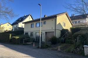 Freistehendes Einfamilienhaus mit viel Privatsphäre in ruhiger Randlage von Heilbronn-Klingenberg