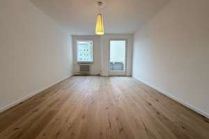 Frisch renovierte 3-Zimmerwohnung in Schöneberg - bezugsfrei und ohne Provision! – Die vollständige Adresse der Immobilie erhältst du vom Anbieter., 10781 Schöneberg, Berlin – Vorschaubild 2
