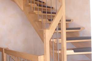 Geschmackvoll wohnen: 3-Zimmer-Wohnung mit EBK + Balkon + Garten – Schlesierstraße 20, 61267 Neu-Anspach – Vorschaubild 4