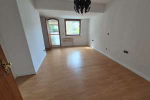 Lichtdurchflutete 5-Zimmer-Wohnung mit Balkon und Terrasse in Darmstadt – 64283 Mitte, Darmstadt – Vorschaubild 4