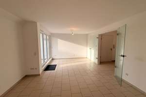 Hochwertige 2-Zimmer-Wohnung mit Balkon und Stellplatz in guter Lage – Die vollständige Adresse der Immobilie erhältst du vom Anbieter., 42115 Elberfeld West, Wuppertal – Vorschaubild 4