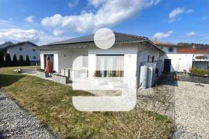 Moderner und effizienter Bungalow in Top Lage – Die vollständige Adresse der Immobilie erhältst du vom Anbieter., 84375 Kirchdorf am Inn – Vorschaubild 1